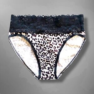 Victoria’s Secret brief panty XS new